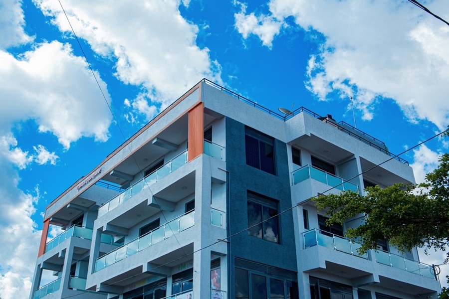 About Gwiza Courtyard